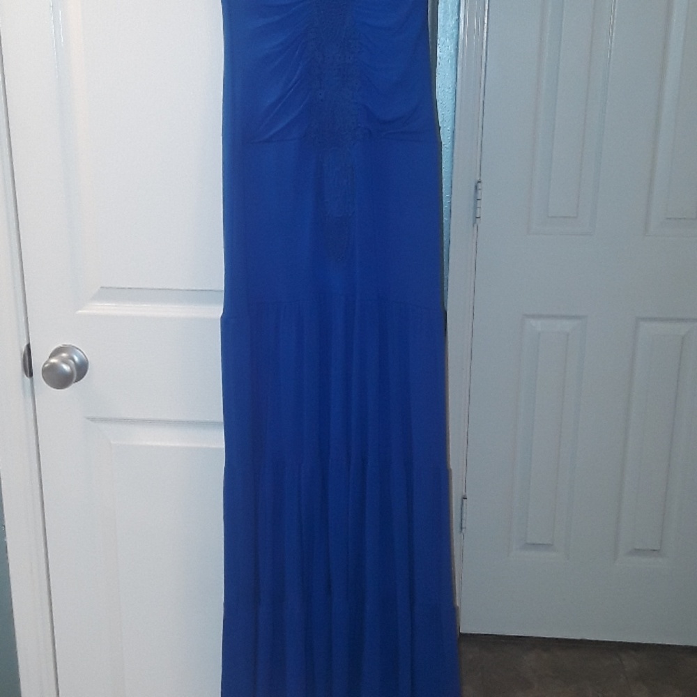 Dress - Picture 4 of 4
